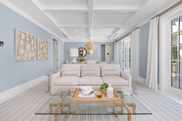 211 Ocean Terrace, Palm Beach, FL 33480