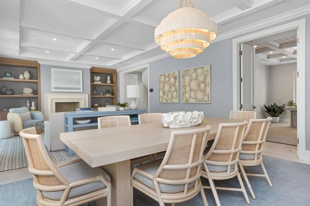 211 Ocean Terrace, Palm Beach, FL 33480