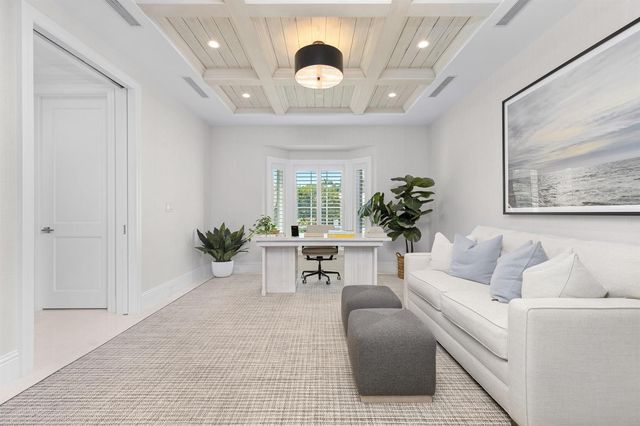 211 Ocean Terrace, Palm Beach, FL 33480