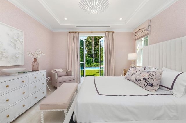 211 Ocean Terrace, Palm Beach, FL 33480