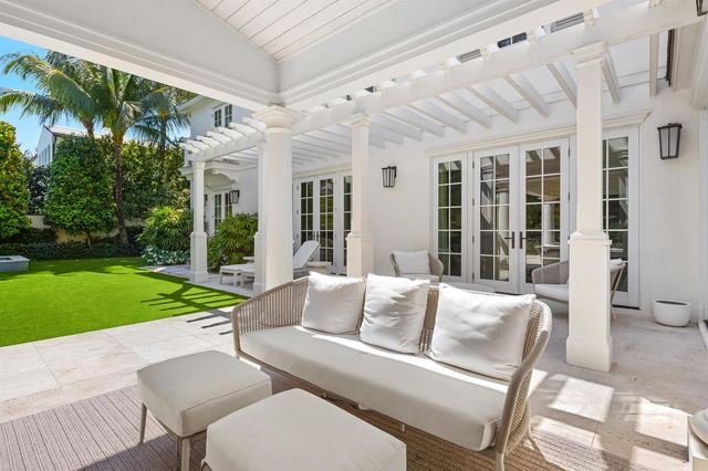 211 Ocean Terrace, Palm Beach, FL 33480