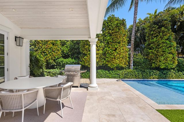 211 Ocean Terrace, Palm Beach, FL 33480