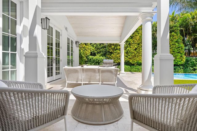 211 Ocean Terrace, Palm Beach, FL 33480