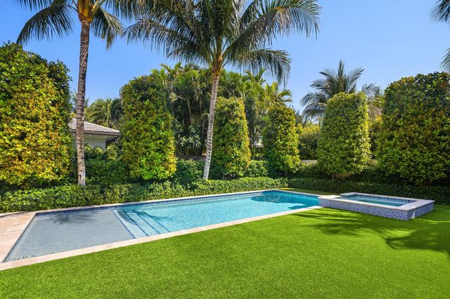 211 Ocean Terrace, Palm Beach, FL 33480