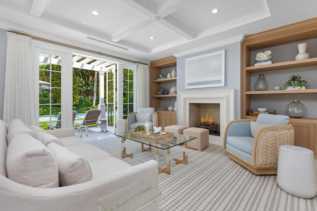 211 Ocean Terrace, Palm Beach, FL 33480