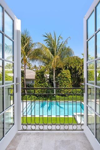 211 Ocean Terrace, Palm Beach, FL 33480