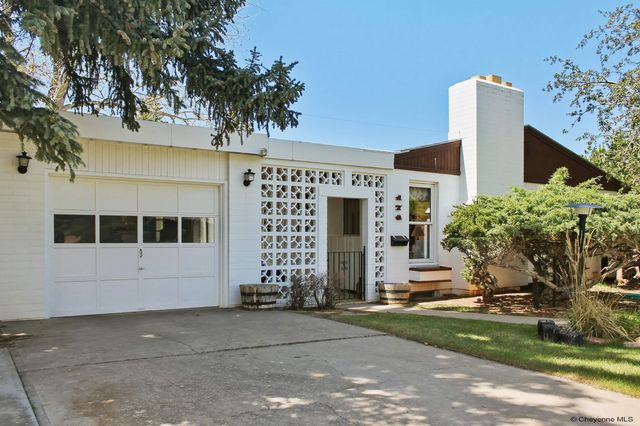 174 CORTHELL RD, Laramie, WY 82070