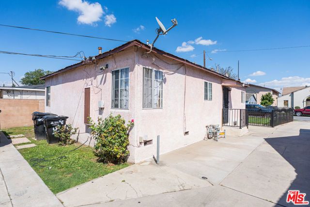 6631 El Selinda Avenue, Bell Gardens, CA 90201