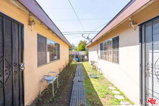 6631 El Selinda Avenue, Bell Gardens, CA 90201