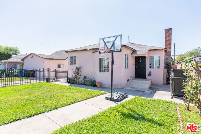 6631 El Selinda Avenue, Bell Gardens, CA 90201