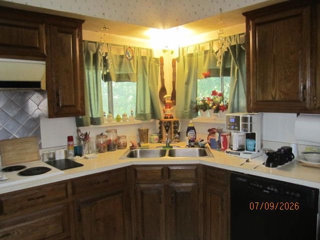 1530 S Dallas Avenue, Lancaster, TX 75146
