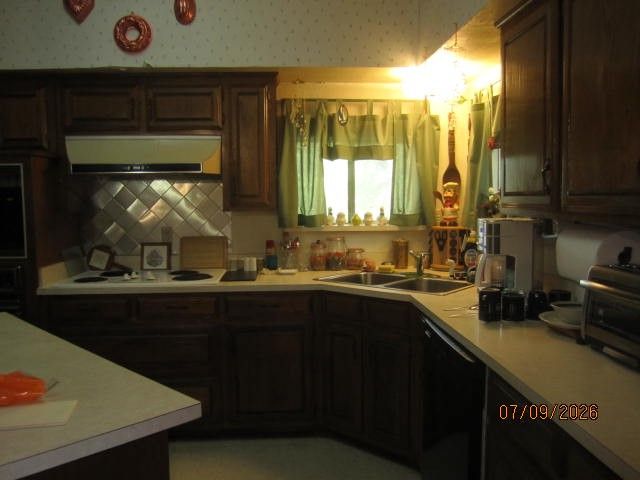 1530 S Dallas Avenue, Lancaster, TX 75146