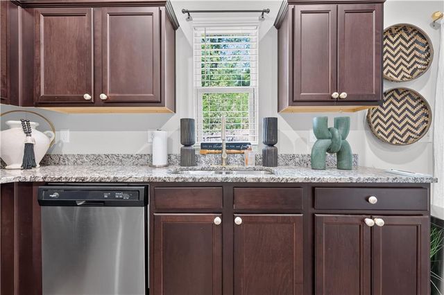 10 Natalie Court, Covington, GA 30016
