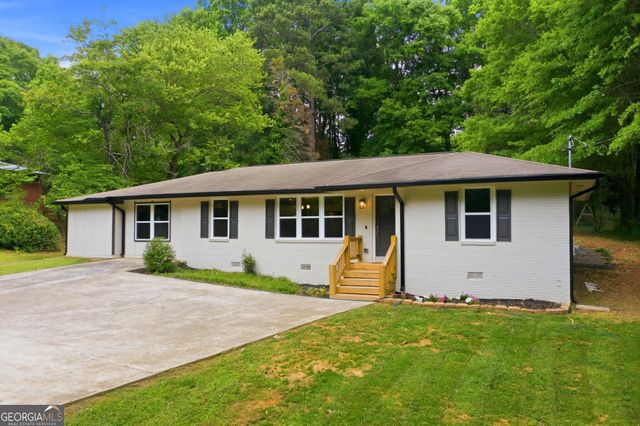 4200 Pinetree Drive, Powder Springs, GA 30127