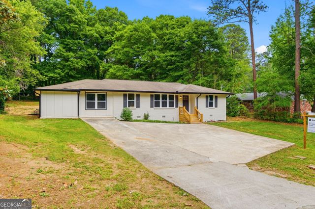 4200 Pinetree Drive, Powder Springs, GA 30127