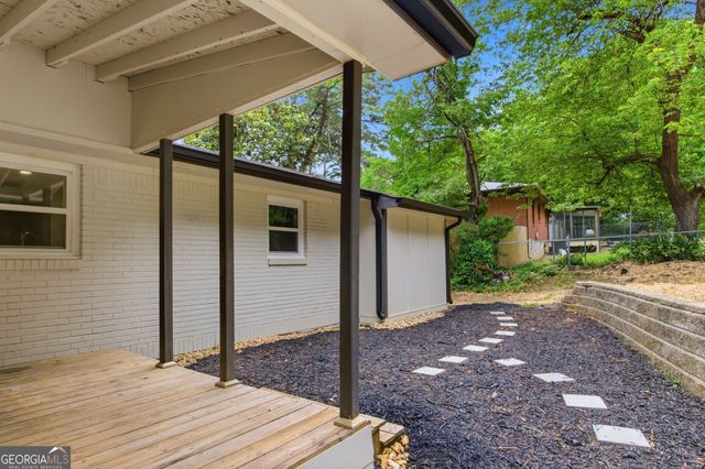 4200 Pinetree Drive, Powder Springs, GA 30127