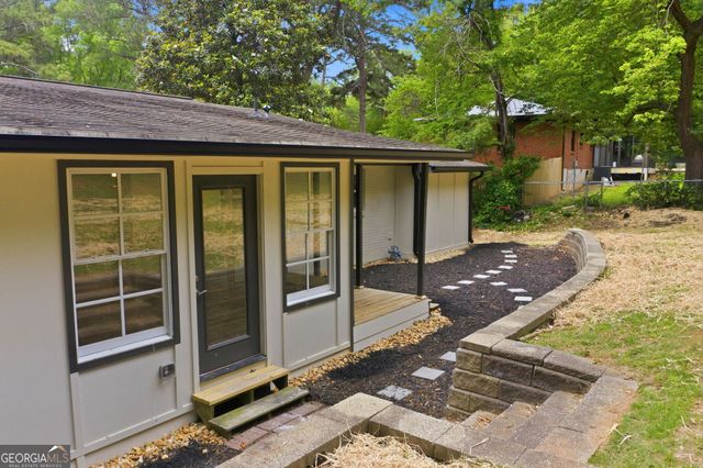 4200 Pinetree Drive, Powder Springs, GA 30127