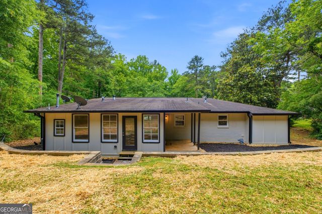 4200 Pinetree Drive, Powder Springs, GA 30127