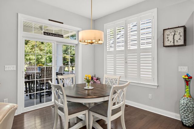 30 Briarwood, Plymouth, MA 02360