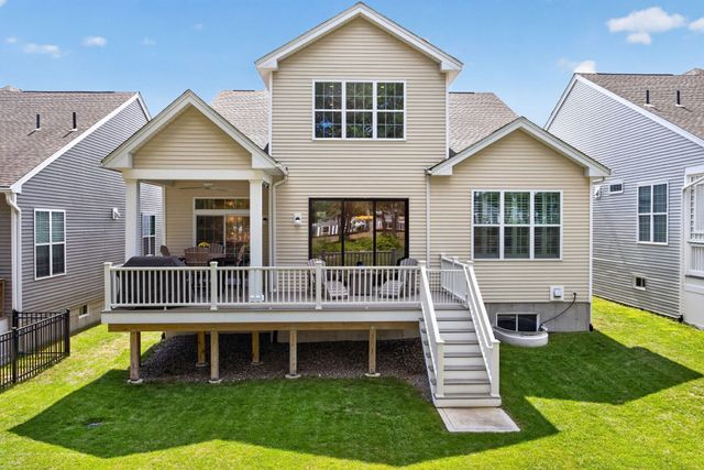 30 Briarwood, Plymouth, MA 02360