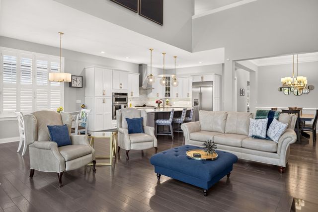 30 Briarwood, Plymouth, MA 02360