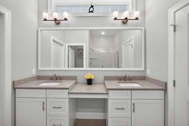 30 Briarwood, Plymouth, MA 02360
