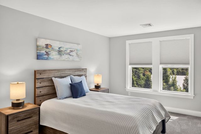 30 Briarwood, Plymouth, MA 02360