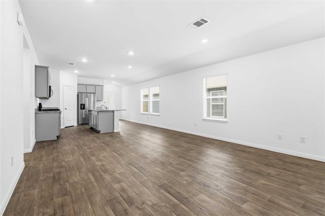 727 Gladiola LOOP, Kyle, TX 78640