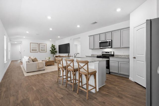 727 Gladiola LOOP, Kyle, TX 78640