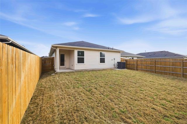 727 Gladiola LOOP, Kyle, TX 78640