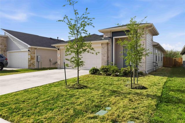 727 Gladiola LOOP, Kyle, TX 78640