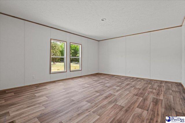 4043 Lake Swamp Rd, Timmonsville, SC 29161