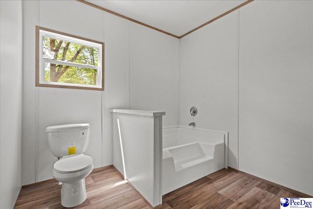 4043 Lake Swamp Rd, Timmonsville, SC 29161