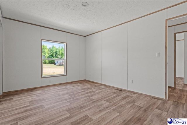 4043 Lake Swamp Rd, Timmonsville, SC 29161