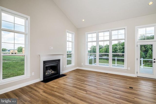 74 ROCK ISLAND RIDGE, Mineral, VA 23117