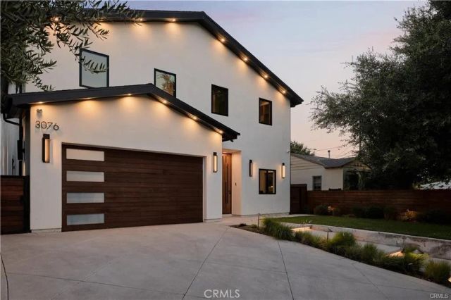 3076 Glenhurst Avenue, Los Angeles, CA 90039