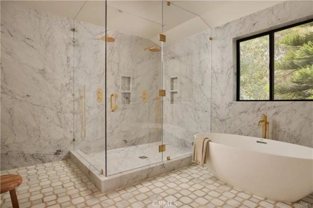 3076 Glenhurst Avenue, Los Angeles, CA 90039