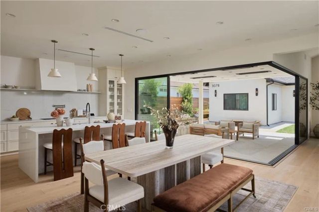 3076 Glenhurst Avenue, Los Angeles, CA 90039