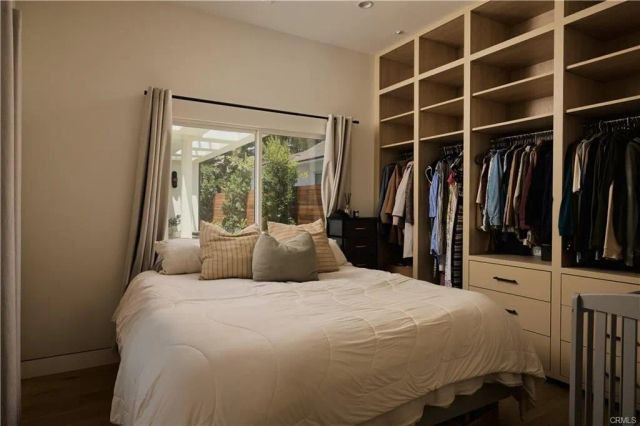3076 Glenhurst Avenue, Los Angeles, CA 90039