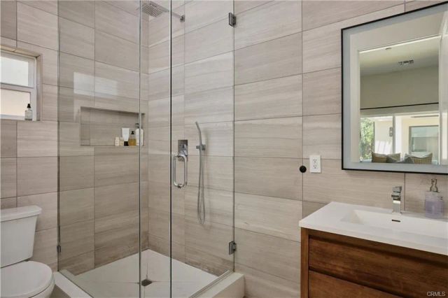 3076 Glenhurst Avenue, Los Angeles, CA 90039