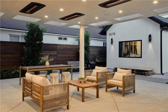 3076 Glenhurst Avenue, Los Angeles, CA 90039