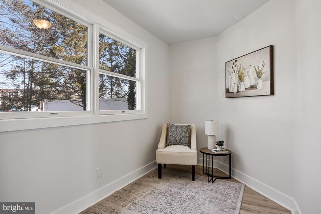 16 W GREENWOOD AVE, Oaklyn, NJ 08107