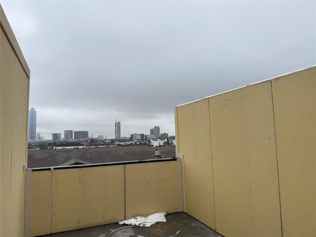 5823 Winsome Lane, Houston, TX 77057