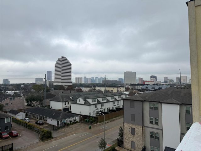 5823 Winsome Lane, Houston, TX 77057