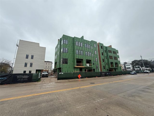 5823 Winsome Lane, Houston, TX 77057