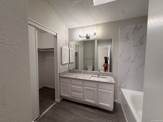 12063 Stoney Summit, San Antonio, TX 78247