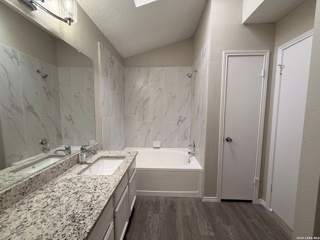 12063 Stoney Summit, San Antonio, TX 78247