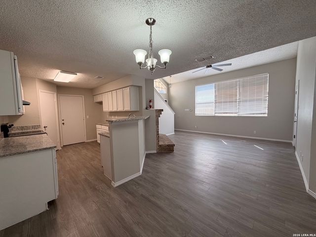 12063 Stoney Summit, San Antonio, TX 78247