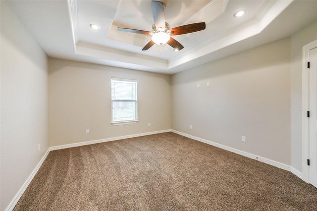 115 Silverbell Circle, Lake Jackson, TX 77566