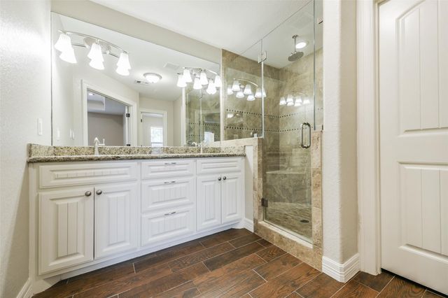 115 Silverbell Circle, Lake Jackson, TX 77566
